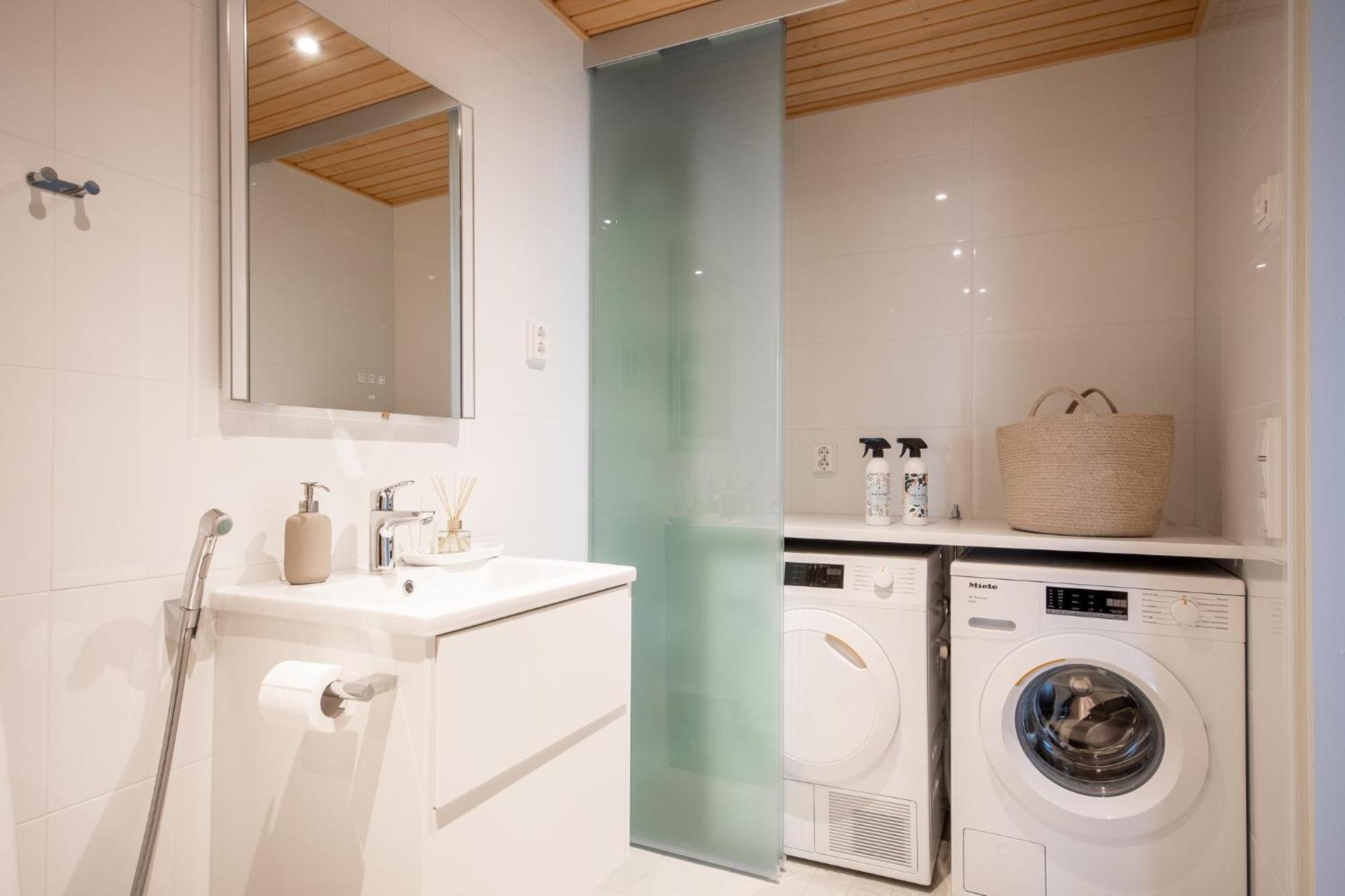 Luxury Penthouse With Stunning Sea Views & Private Sauna Helsinki Exterior photo
